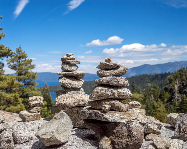Emerald Bay Trail Markers