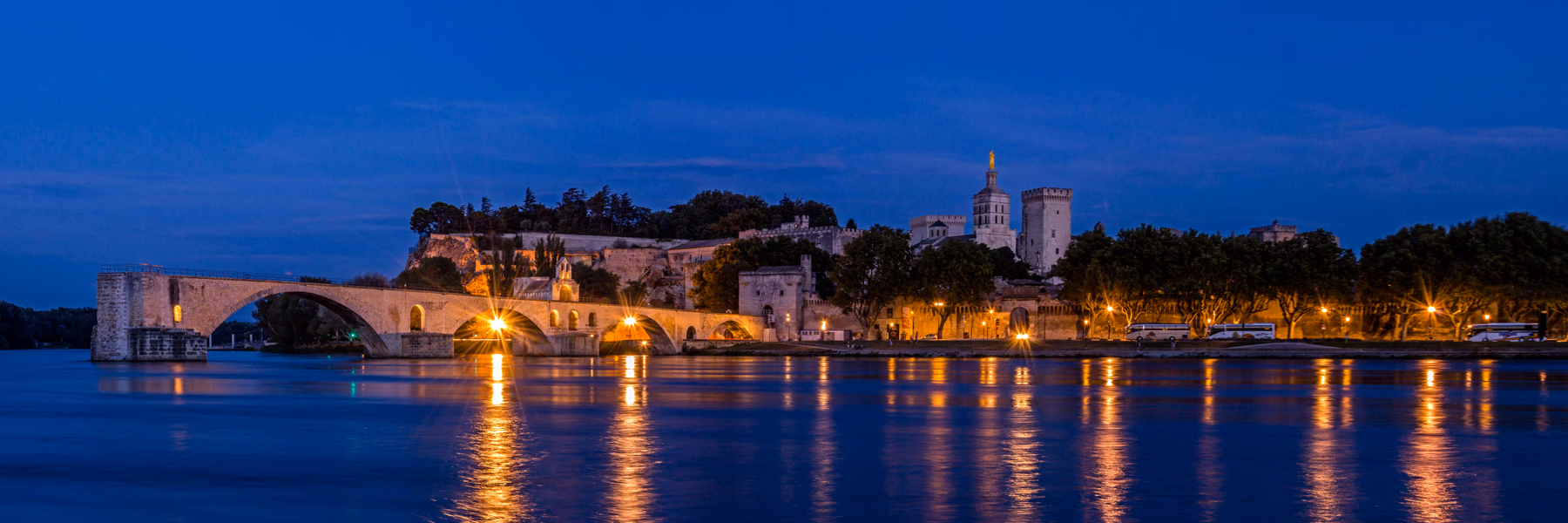 Pont d'Avignon, Nuit